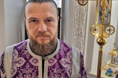 Игорь Петров